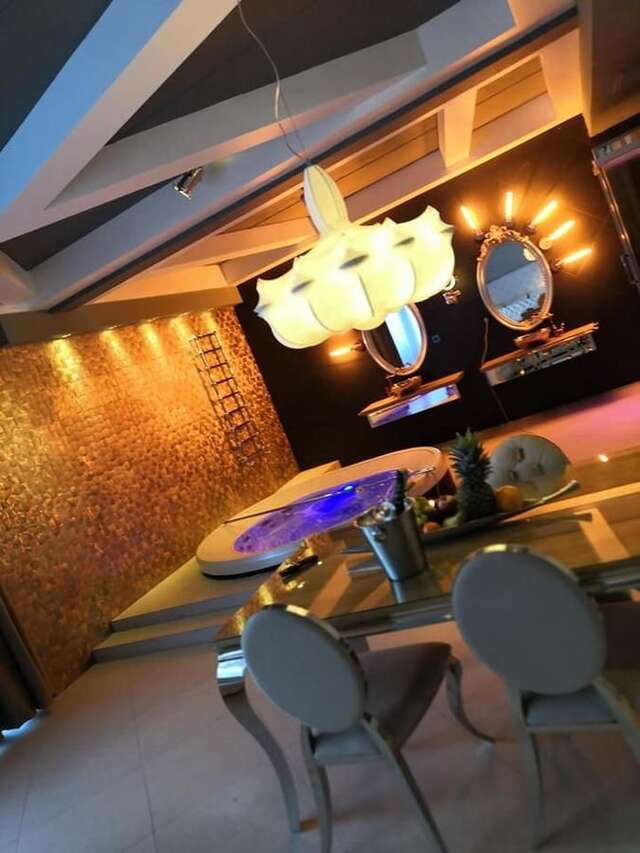 Апарт-отели Hotel Ramka & Restaurant & Wine Bar Познань-24